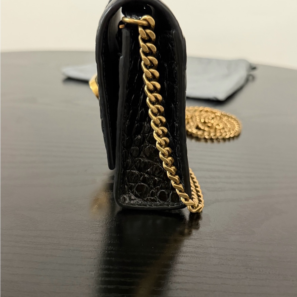Balenciaga hourglass wallet on chain - Picture 8 of 10